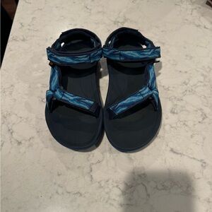 TEVA Hurricane sandals